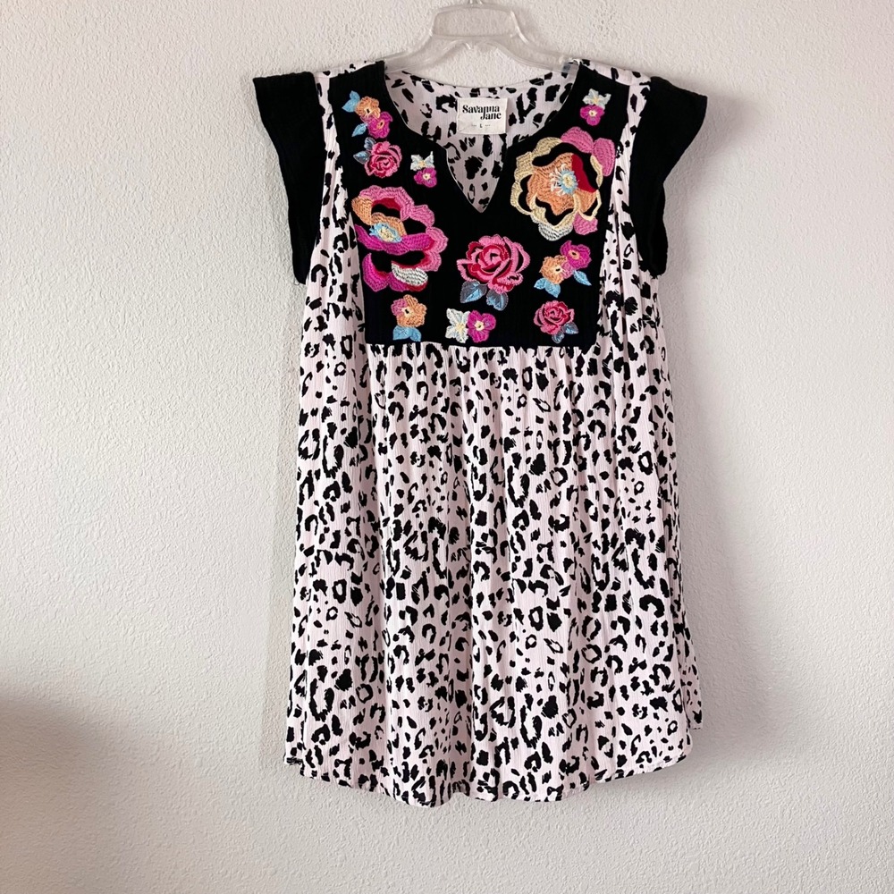 SAVANNA JANE Embroidered Floral Leopard Print Tunic L Boho Festival Pink